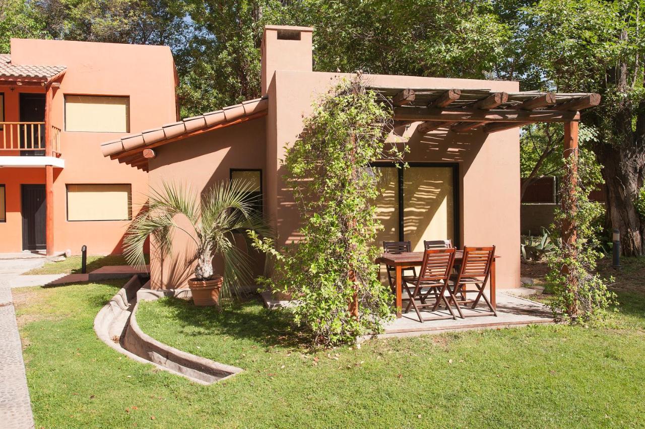 Postales Green Aparts - Chacras De Coria Exterior photo