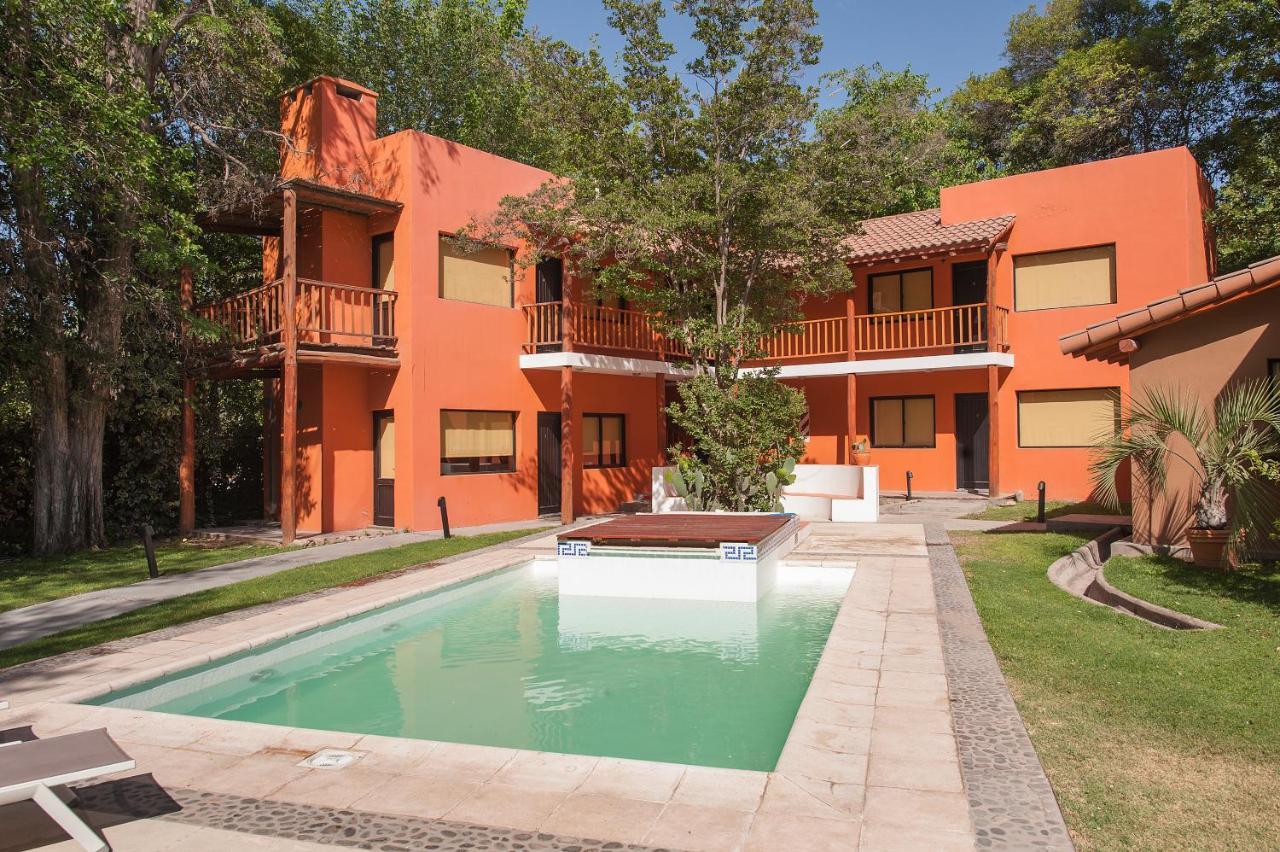 Postales Green Aparts - Chacras De Coria Exterior photo
